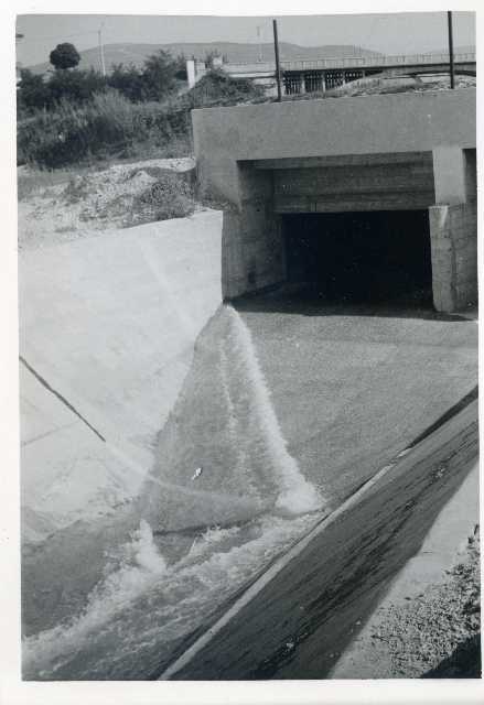 Fiume Isonzo, Gorizia. Canale irriguo, scorcio. Ponte IX agosto